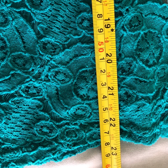 ❤️4 for $15 Memorial Day Sale!!! 🔥LOVELY MINI DRESS or TOPS🔥 - Picture 7 of 8